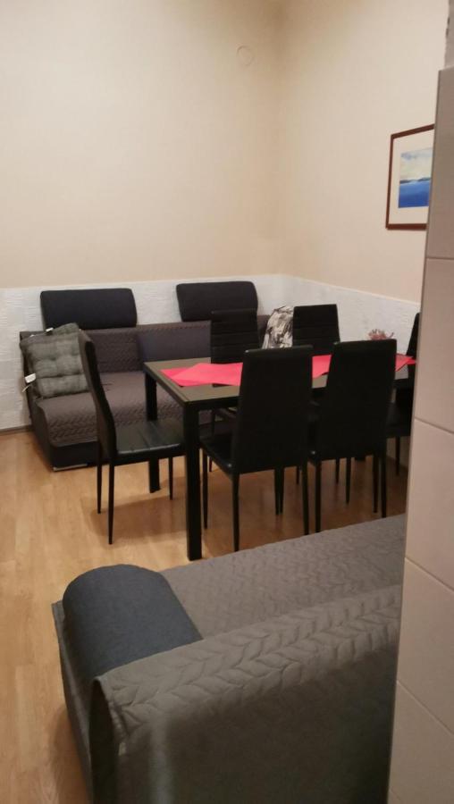Apartman Miki Pula Buitenkant foto