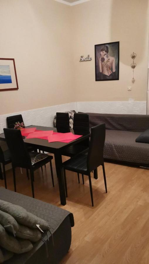 Apartman Miki Pula Buitenkant foto