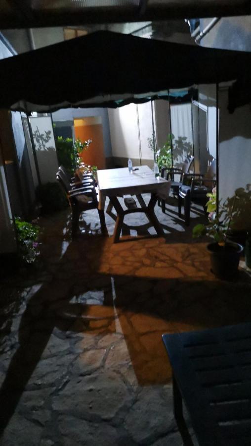 Apartman Miki Pula Buitenkant foto
